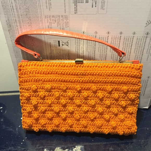 VINTAGE HAND KNITTED POPCORN SMALL HANDBAG - Picture 2 of 10